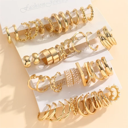 Indumentaria y Accesorios35